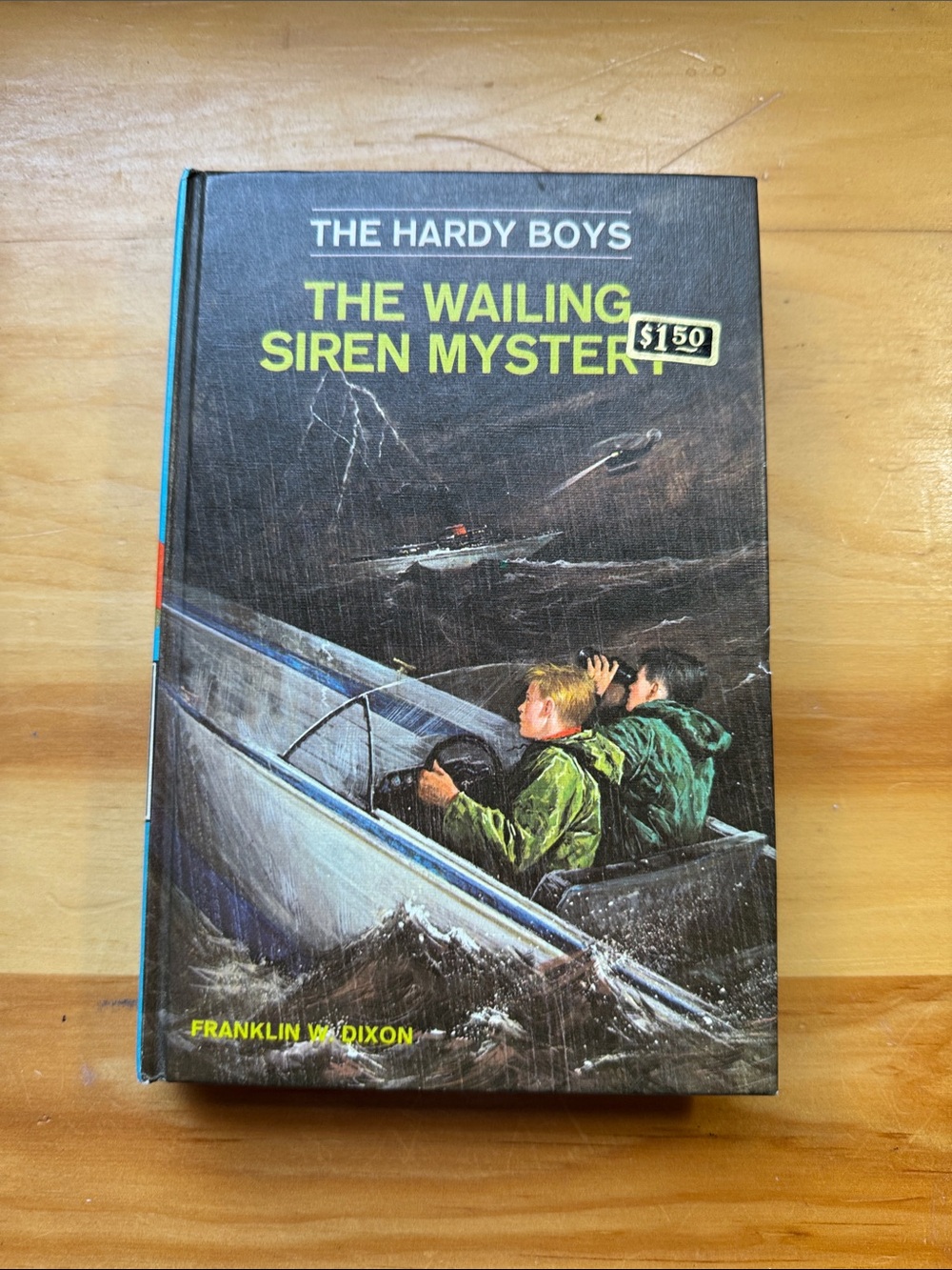 NOT ELIGIBLE FOR BUNDLE DEAL/SALE The Wailing Siren Mystery #30 in Hardy Boys